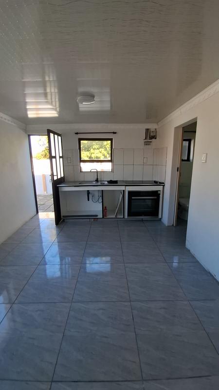 To Let 1 Bedroom Property for Rent in Ruyterwacht Western Cape